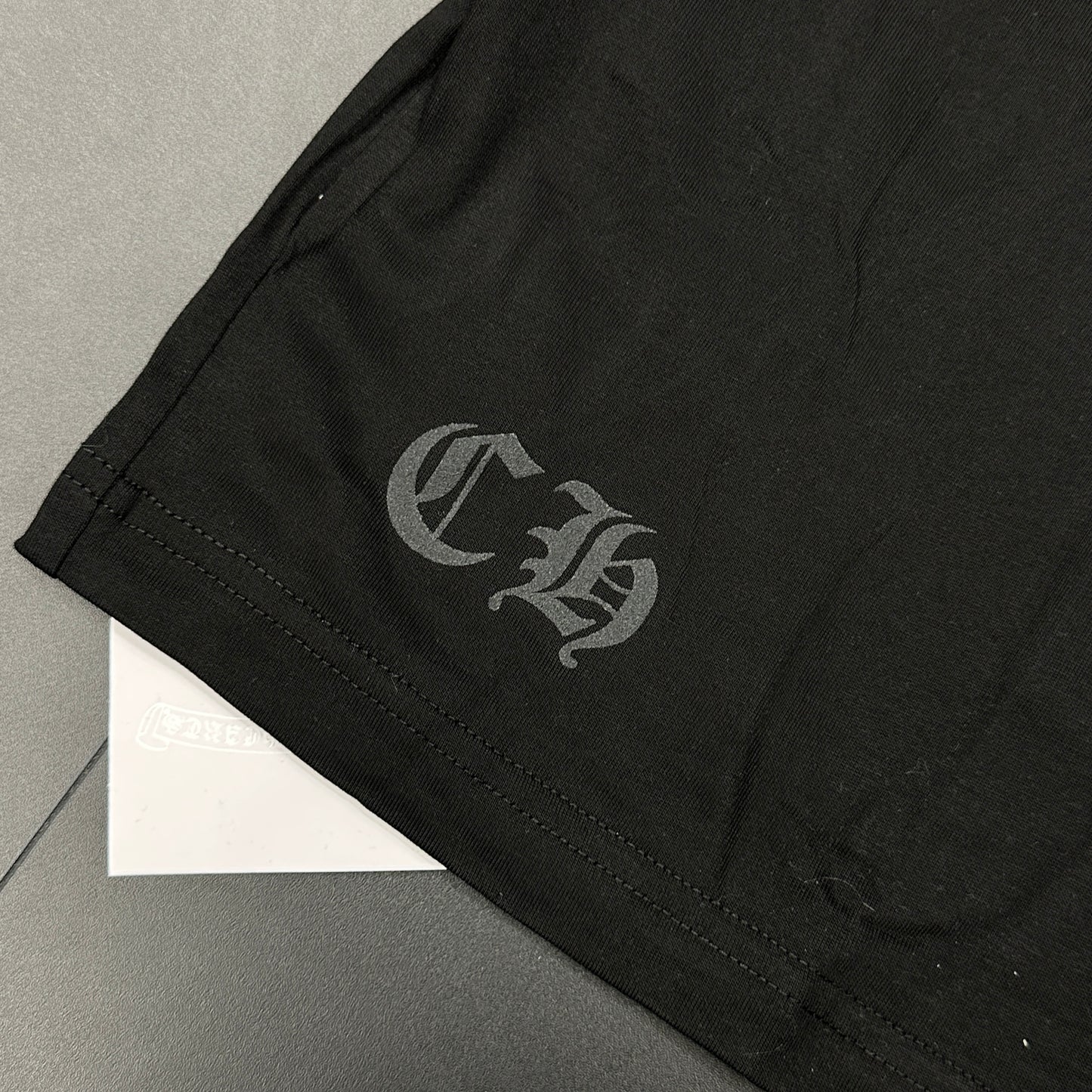Chrome "Horseshoe Logo Pocket" T-Shirt