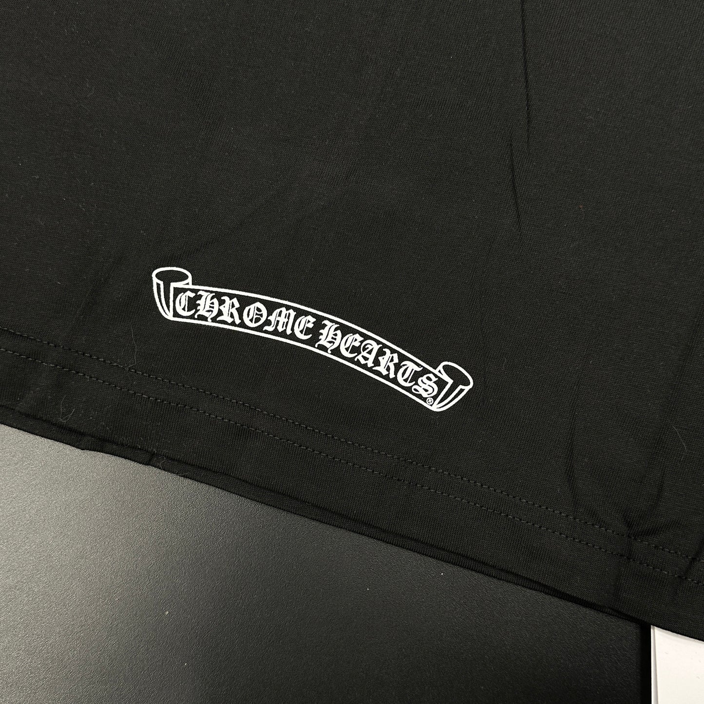 Chrome "Horseshoe Logo Pocket" T-Shirt